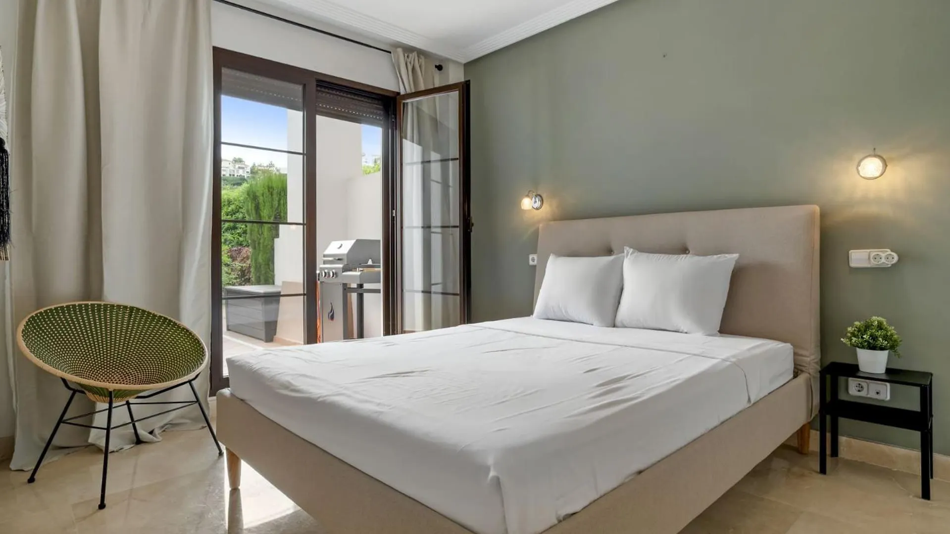 Vivi Homes - La Vida Dorada Benahavís