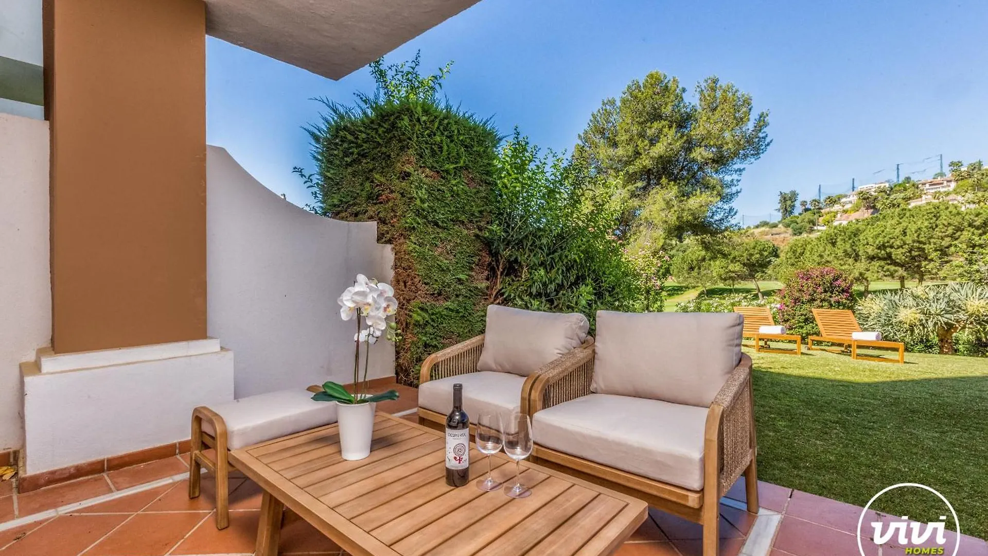 Vivi Homes - La Vida Dorada Benahavís 0*,  Spanien